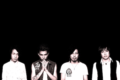 wrong city。右がjorge（Dr）。