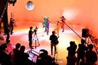 ヒント動画「Winds My Generation」撮影中の様子。