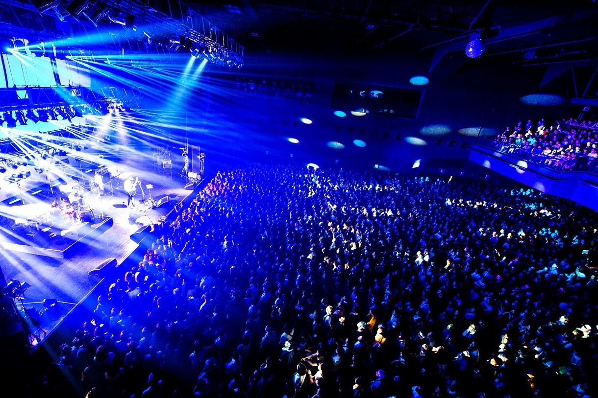 MIYAVI「SLAP THE WORLD TOUR 2014」Zepp DiverCity TOKYO公演の様子。（Photo by Yusuke Okada）