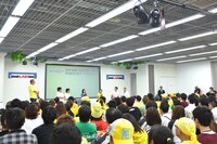 トークショーの様子。