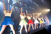 「PASSPO☆結成5周年 カウントUPツアー 前編」の様子。