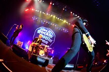 THE BAWDIES「～The 10th Anniversary～ Like a Rockin' Rollin' Stone Tour」の様子。（撮影：橋本塁 -SOUND SHOOTER-）