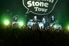 THE BAWDIES「～The 10th Anniversary～ Like a Rockin' Rollin' Stone Tour」の様子。（撮影：橋本塁 -SOUND SHOOTER-）