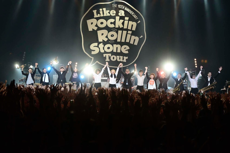 THE BAWDIESと東京スカパラダイスオーケストラによる「ワッショイ！」の様子。（撮影：橋本塁 -SOUND SHOOTER-）