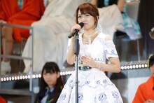 映画「DOCUMENTARY of AKB48 The time has come 少女たちは、今、その背中に何を想う？」のワンシーン。 (c)2014「DOCUMENTARY of AKB48」製作委員会