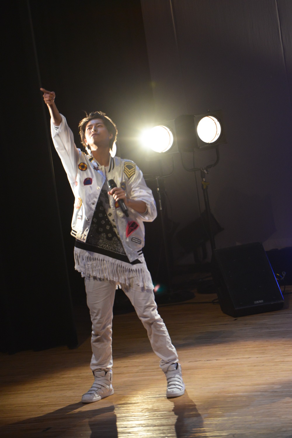 タカシ