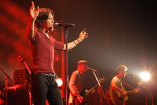 稲葉浩志「Koshi Inaba LIVE 2014 ～en-ball～」東京・ステラボール公演の様子。