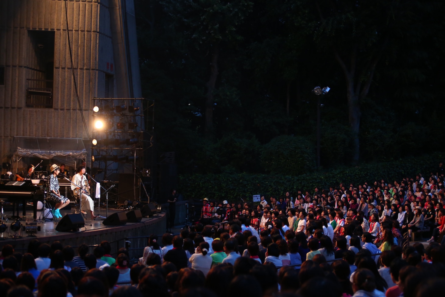 左からK、大橋卓弥（スキマスイッチ）。