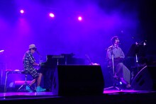 左からK、根本要（スターダスト☆レビュー）。