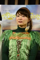 ピーターパンを演じる塩川愛友里。