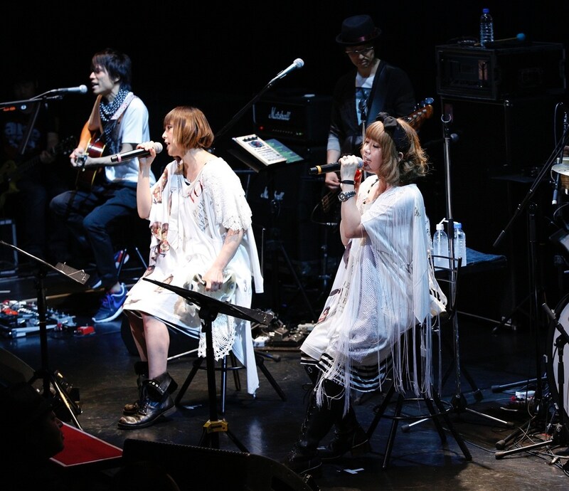 PUFFY「はじめてのBillboard Show」Billboard Live TOKYO公演の様子。