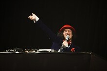 やついいちろう