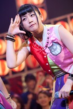 小鷹狩百花（Cheeky Parade）