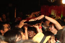 クラウトうどんショー（非常階段 / ゆるめるモ！ / マツイ）の様子。（撮影：月夜野ヒズミ）