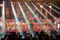 「SUPER☆GiRLS 生誕4周年記念SP アイドルストリートカーニバル2014～超絶爆笑夏祭り～」の様子。