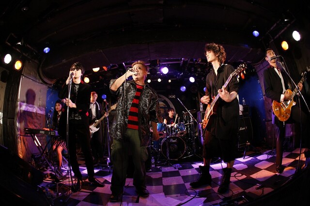 6人編成になったRevolution Q。