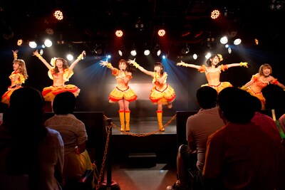 愛乙女★DOLL「セツナツ、ダイバー」初披露の様子。