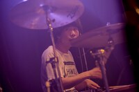 前田拓磨（Dr / 夜明ケマエ）