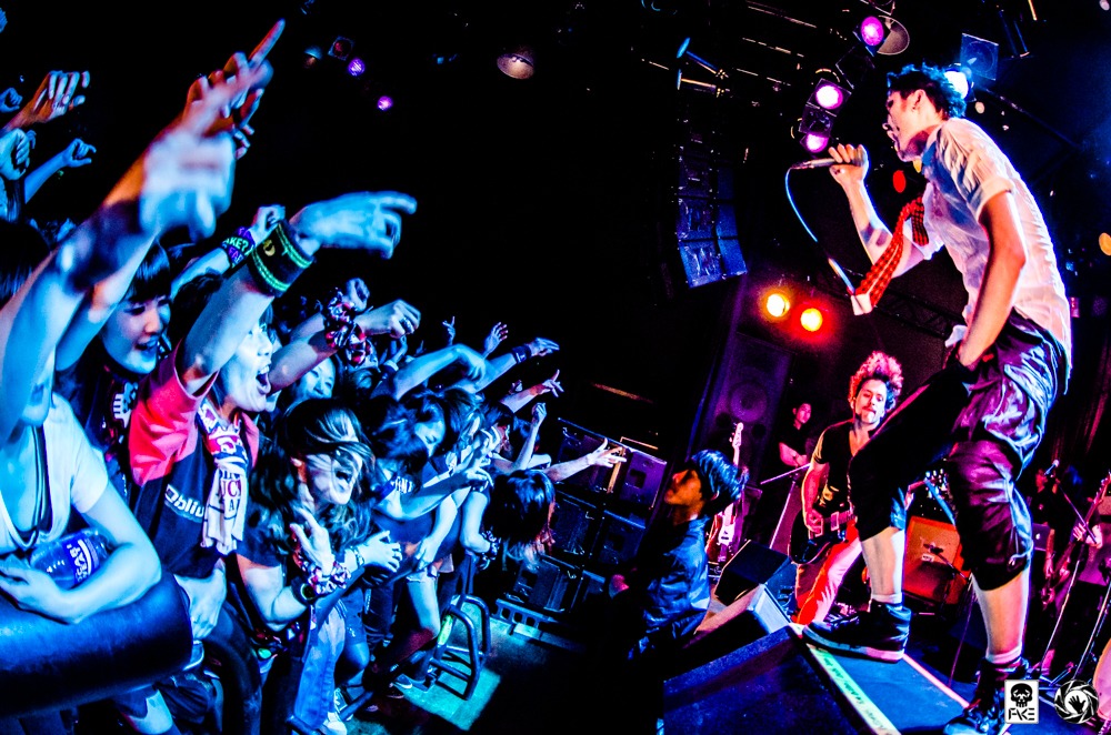 FAKE?「Harlequinade - Act1」UNIT公演の様子。（Photo by JulenPhoto）