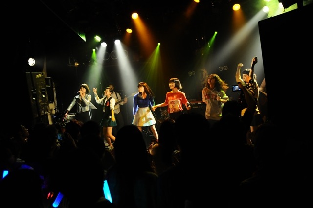 Little Glee Monster