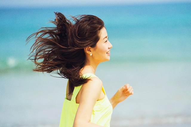 「さいとうまりな 1st Acousitc Live」でもっとも女性票を集めた、さいとうのアーティスト写真。