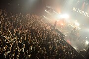 cinema staff「Death Bandwagon 2(to) Glory」東京・Zepp DiverCity TOKYO公演の様子。(撮影:橋本塁)