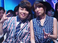 「新堂本兄弟」収録時のT.M.Revolution、高橋みなみ（AKB48）。