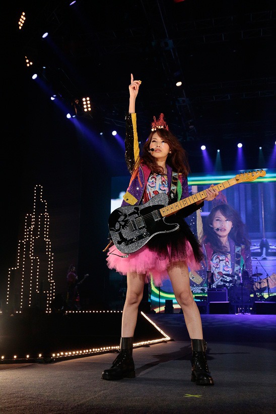 HARUNA（Vo, G / SCANDAL）