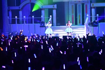 「1st Live Blu-ray キュートでポップなトゥインクル戦士☆プチミレディ」の様子。