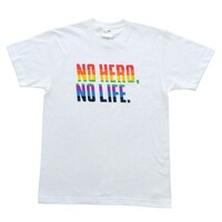 タワーレコードと「エイトレンジャー2」のコラボレーションによる「NO HERO, NO LIFE.」Tシャツ。