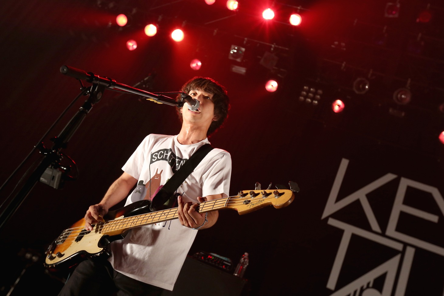 首藤義勝（Vo, B）（Photo by Sotaro Goto）