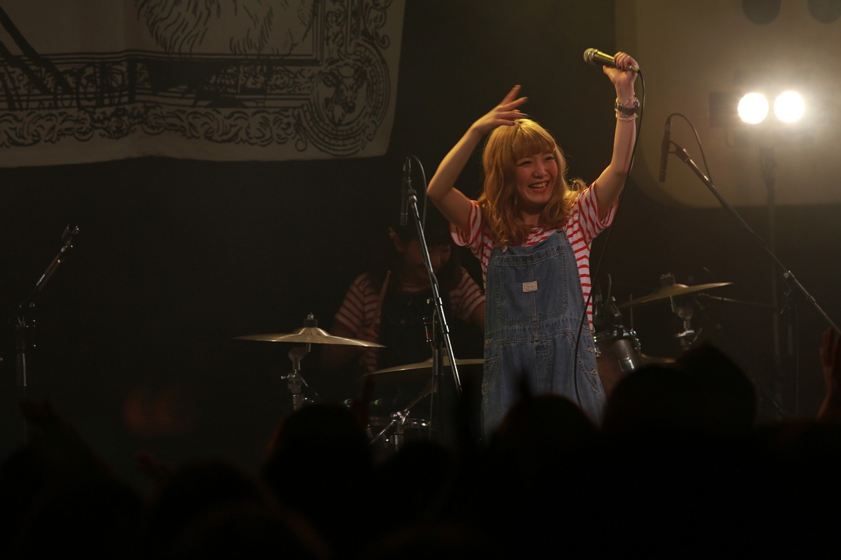 きさ（Vo, G / HAPPY BIRTHDAY）（撮影：舟津龍清）