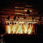 ペトロールズ「ON YOUR SIDE【追加公演】」の様子。