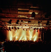 ペトロールズ「ON YOUR SIDE【追加公演】」の様子。