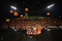 「7つの秘宝を探す冒険（アドベンチャー） 2014」東京・Zepp DiverCity TOKYO公演の様子。（Photo by Sachie Hamaya）