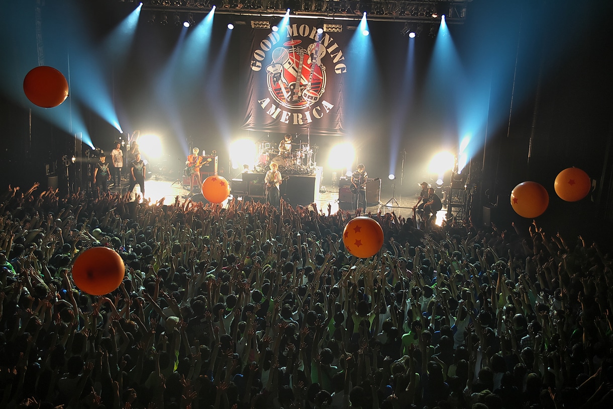 「7つの秘宝を探す冒険（アドベンチャー） 2014」東京・Zepp DiverCity TOKYO公演の様子。（Photo by Shigeru Ushizawa）