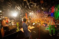 爆弾ジョニー「はじめての唯一人ツアー」渋谷CLUB QUATTRO公演の様子。（撮影：新保勇樹）