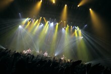 スガシカオ「Suga Shikao FUNK FIRE 2014」東京・Zepp Tokyo公演の様子。（撮影：古賀恒雄）