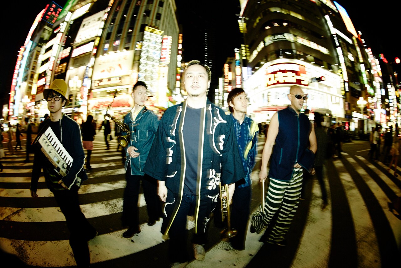 PE'Z、新宿歌舞伎町公演をUstream生配信