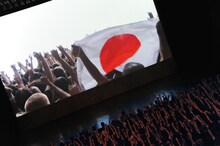 東京・Zepp Tokyoで行われた「BABYMETAL WORLD TOUR 2014」イギリス・The Forum公演ライブビューイングの様子。