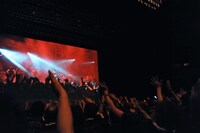東京・Zepp Tokyoで行われた「BABYMETAL WORLD TOUR 2014」イギリス・The Forum公演ライブビューイングの様子。