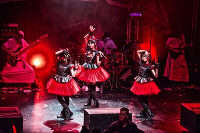 「BABYMETAL WORLD TOUR 2014」イギリス・The Forum公演の様子。（Photo by Dana (Distortion) Yavin）