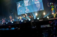 「nerve」歌唱の様子。