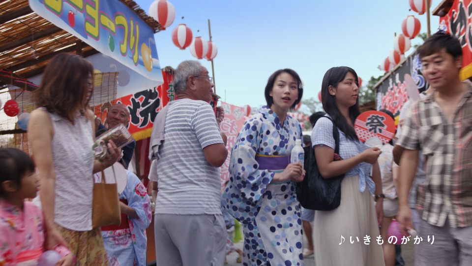 アサヒ飲料「カルピスウォーター」新CM「夏祭りの恋」編のワンシーン。