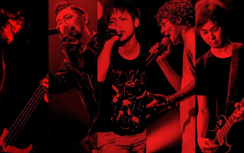 ORANGE RANGE。左から2番目がRYO（Vo）。