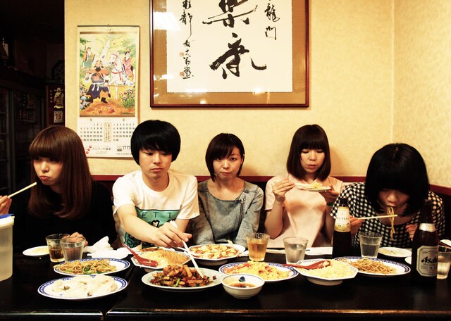 平賀さち枝とホームカミングス