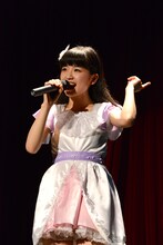 小池美由「小池の謎解きかくれんぼ in 浅草花やしき」の様子。