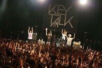 KEYTALK「OVERTONE TOUR 2014」の模様。
