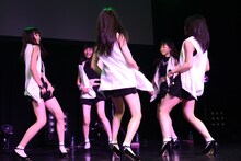 東京女子流「HARDBOILED NIGHT 第1夜『The Narrows 天使と罪の街』」の様子。