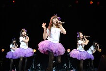 東京女子流「TGS Discography in July（1st Album「鼓動の秘密」より）」の様子。